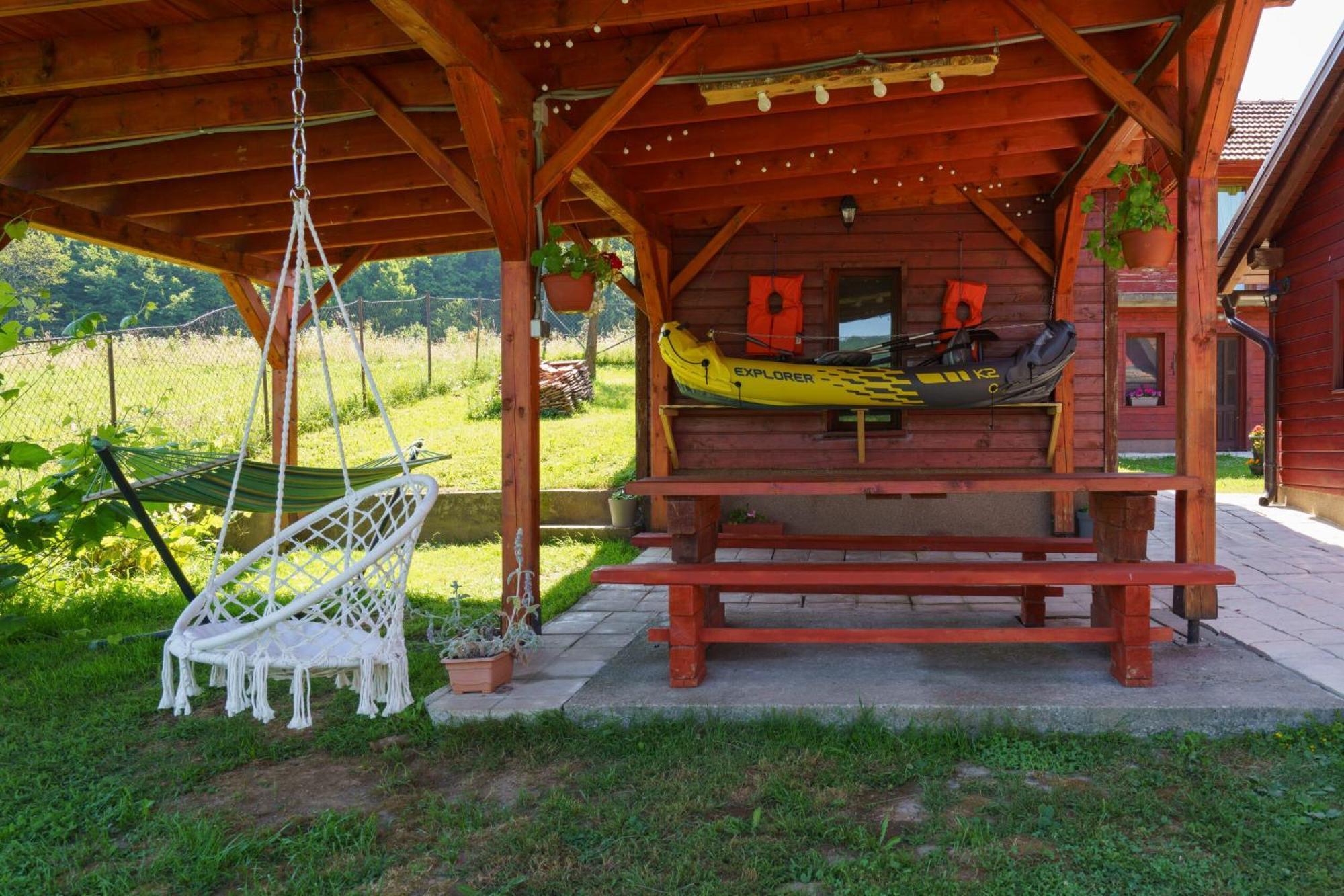 Villa Kuca Za Odmor Jezero Ogulin Exterior foto
